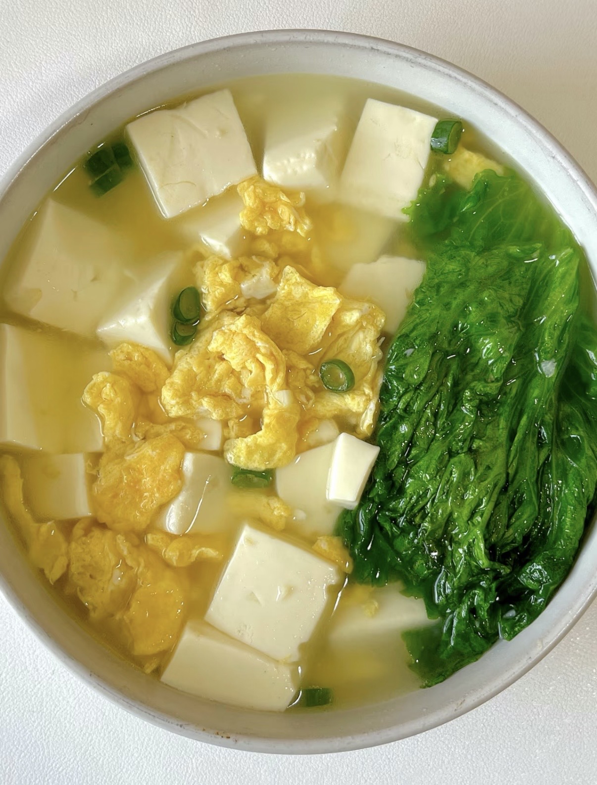 生菜鸡蛋豆腐汤